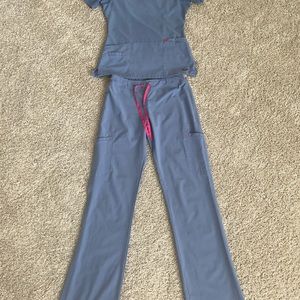 Smitten Scrub Set-Size XXS